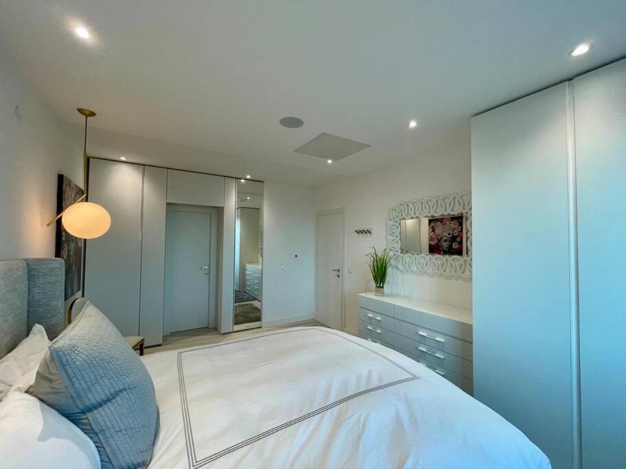 Modern 2Bdrm Apt Luxeview4- Seaview Dubrovnik Exteriör bild